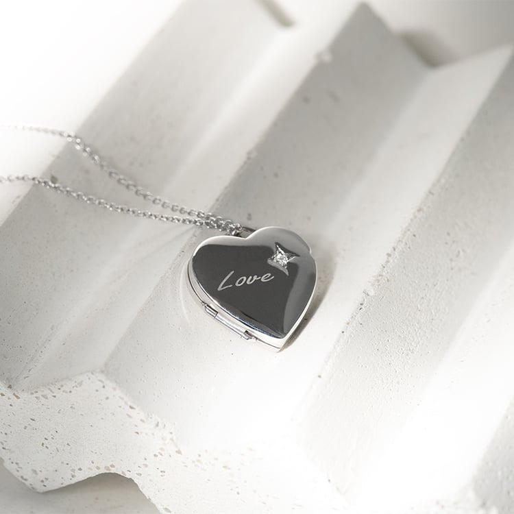 Medaillon aus Silber mit Diamant in Herzform 130431