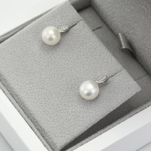 Romantische Goldene Schmuckset mit Perlen und Diamanten Glaume