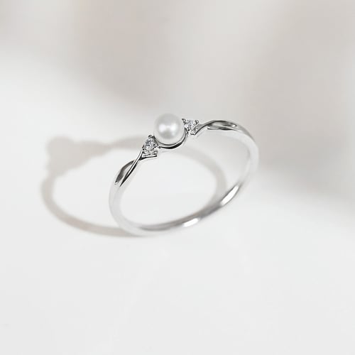 Eleganter Goldring mit Perle und Diamanten Azana
