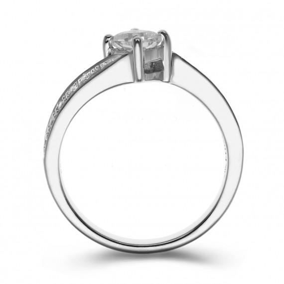 Ring aus Platin 11120