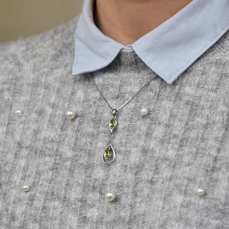 Silberne Halskette mit Olivinen Anto 26065