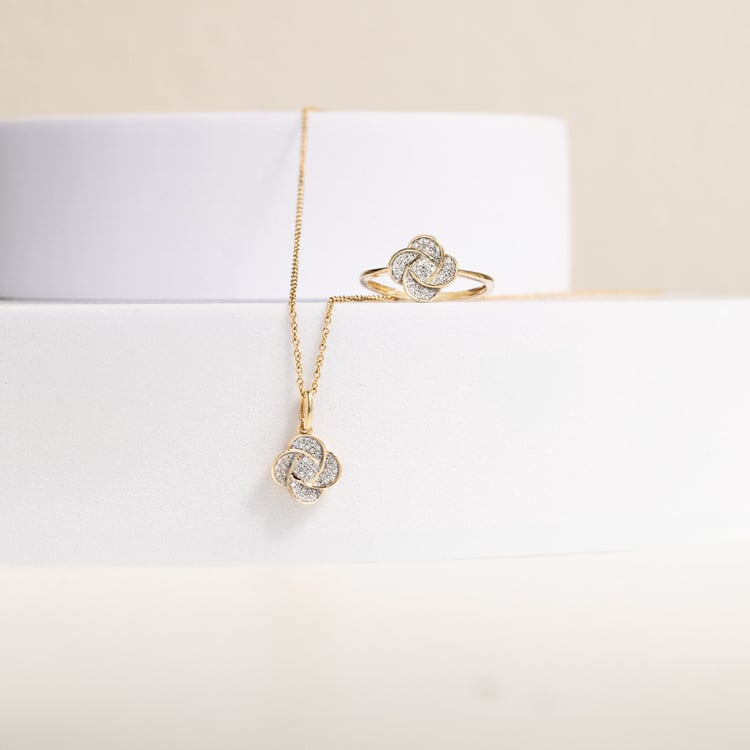 Diamantanhänger in Blumenform Alde 142330