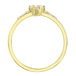 Verlobungsring mit Buchstaben und Diamanten Diana