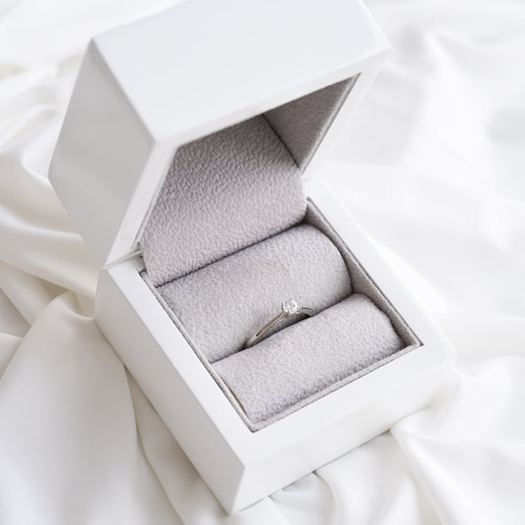 Ring mit Diamanten mit Karatgewicht nach Wahl Glynn 92088