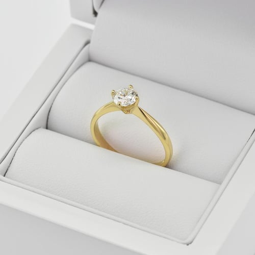 Verlobungsring aus Weißgold mit Diamant Mahiya