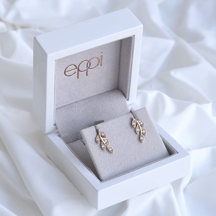 Silberne Ohrstecker in Form von Blättern mit Lab Grown Diamanten Jooa 104125