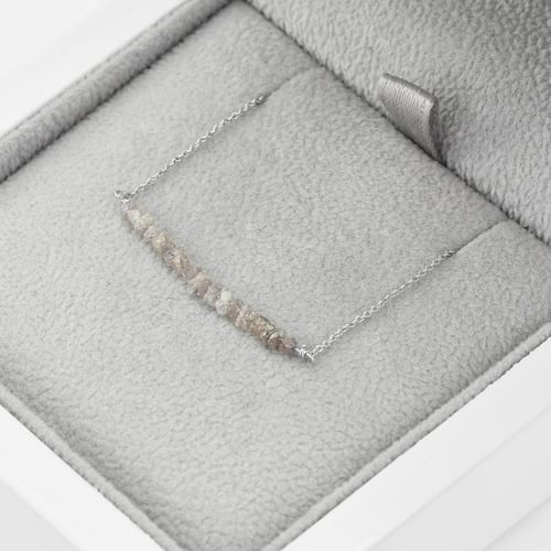 Armband aus Gold mit rosa ungeschliffenen Diamanten Benaty
