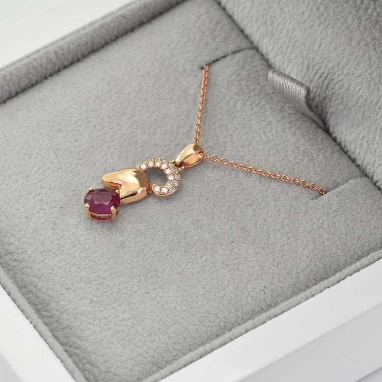 Halskette aus Gold 18382