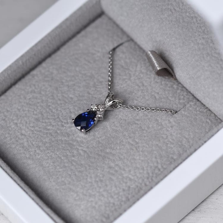 Anhänger aus Gold 24473