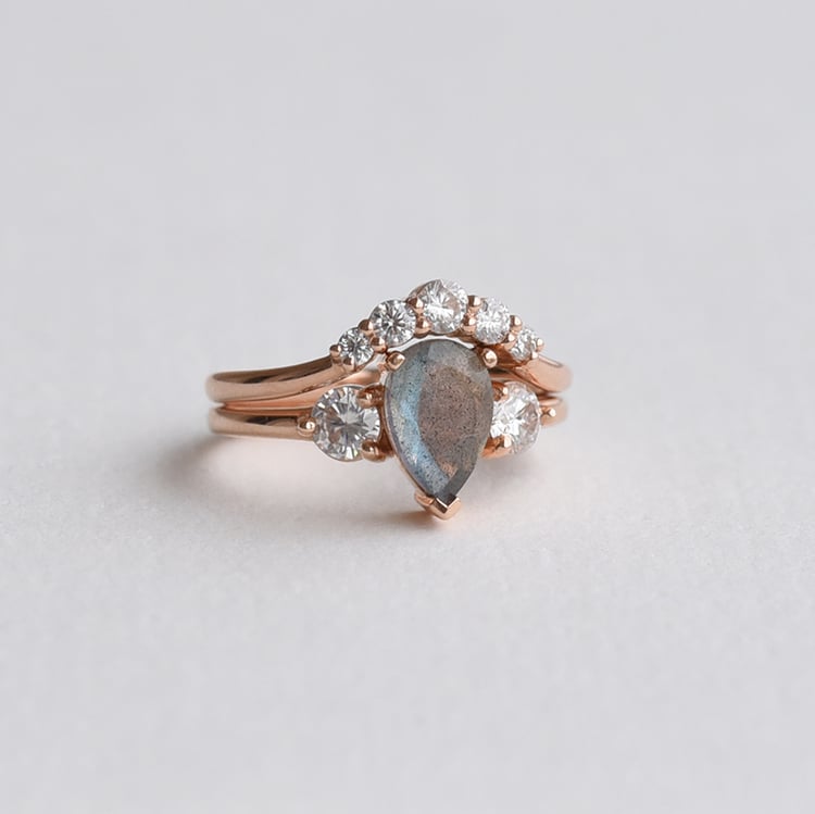 Set von Ringen aus Gold mit Labradorit und Moissaniten Bechet 73727