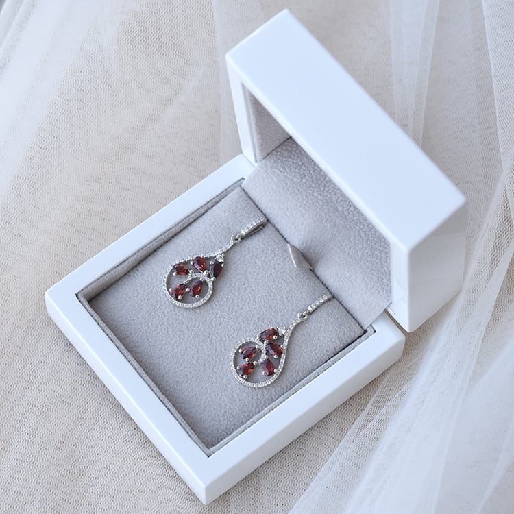 Silberne Ohrringe voller Granate Sisia 66982