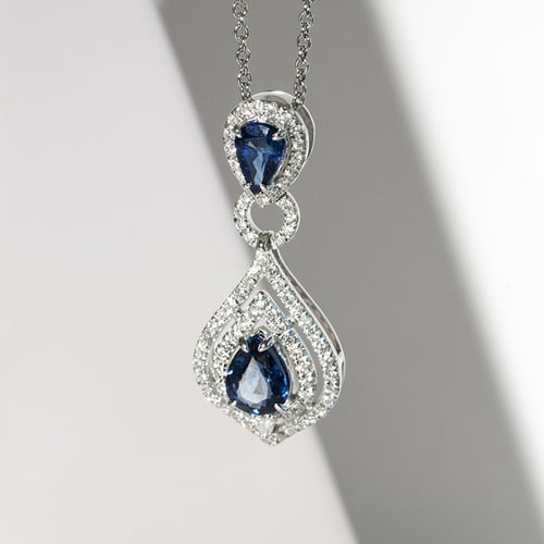 Anhänger mit Saphiren und Diamanten Lovise