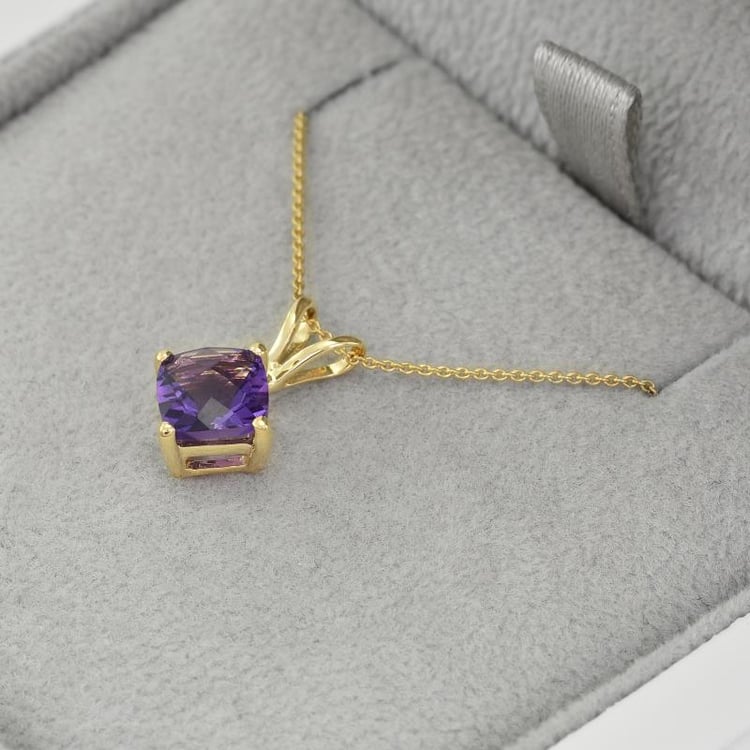 Lila Amethyst in Goldanhänger Rafyna 41564