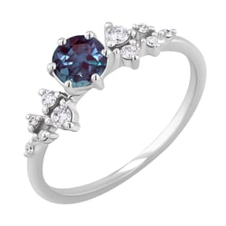 Verlobungsring mit Lab Grown Alexandrit und Diamanten Olha