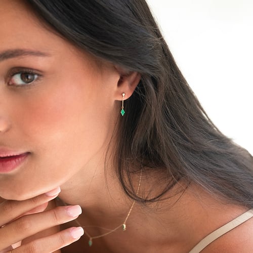 Goldenes Schmuckset mit brasilianischen Smaragden Raiz