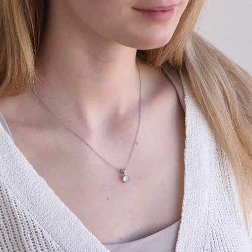 Goldener Anhänger mit Rosenquarz und Diamant Timotei