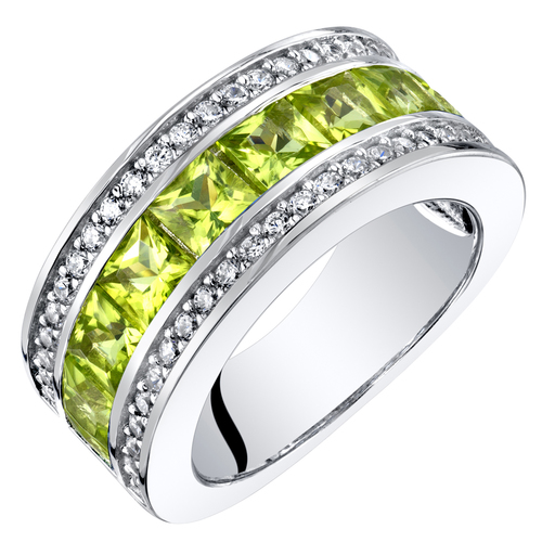 Olivin Eternity-Ring aus Silber Paulinie