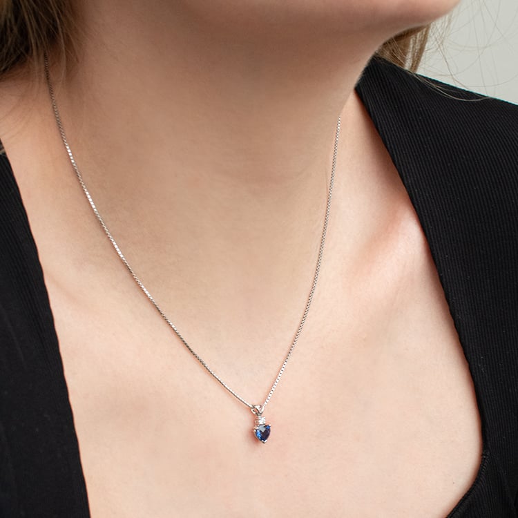 Goldanhänger mit Saphir-Herz und Diamanten Dorevie 135523