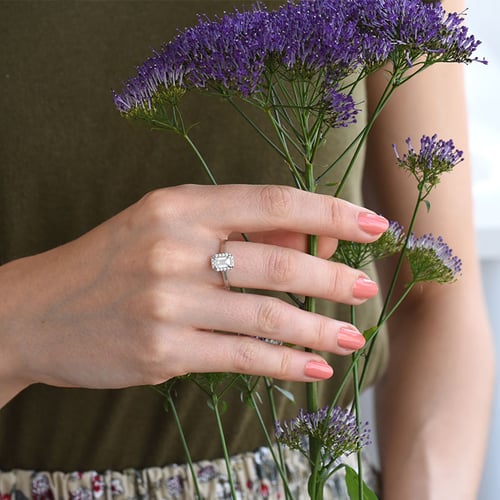 Verlobungsring mit Emerald-Diamant Valma