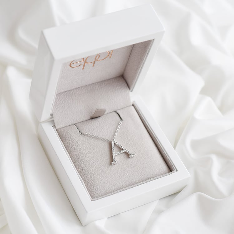 Personalisierter Anhänger mit Lab Grown Diamanten Amira 90494