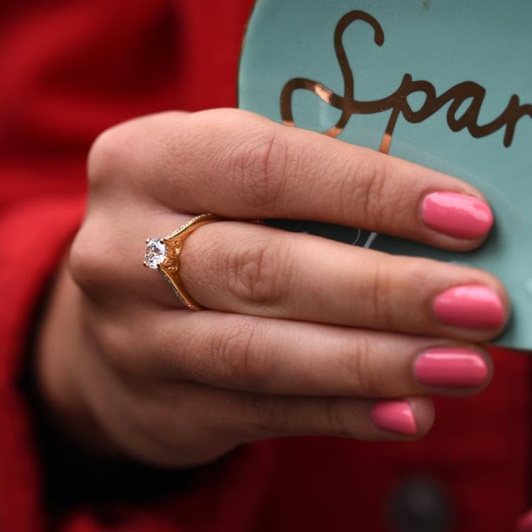 Verlobungsring mit seitlichen Lab Grown Diamanten Ulani 79428