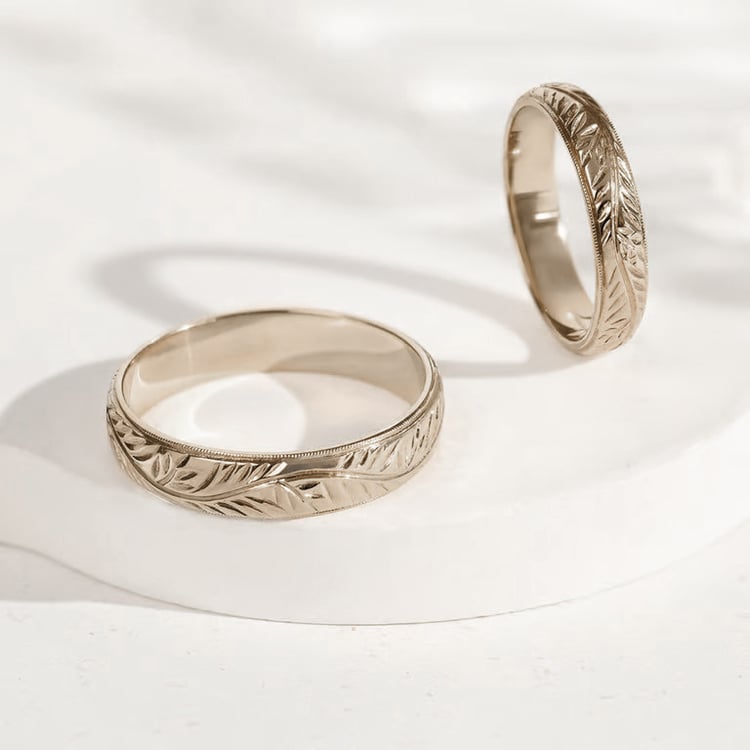 Eheringe aus Gold mit Zweig-Gravur Matu 165647