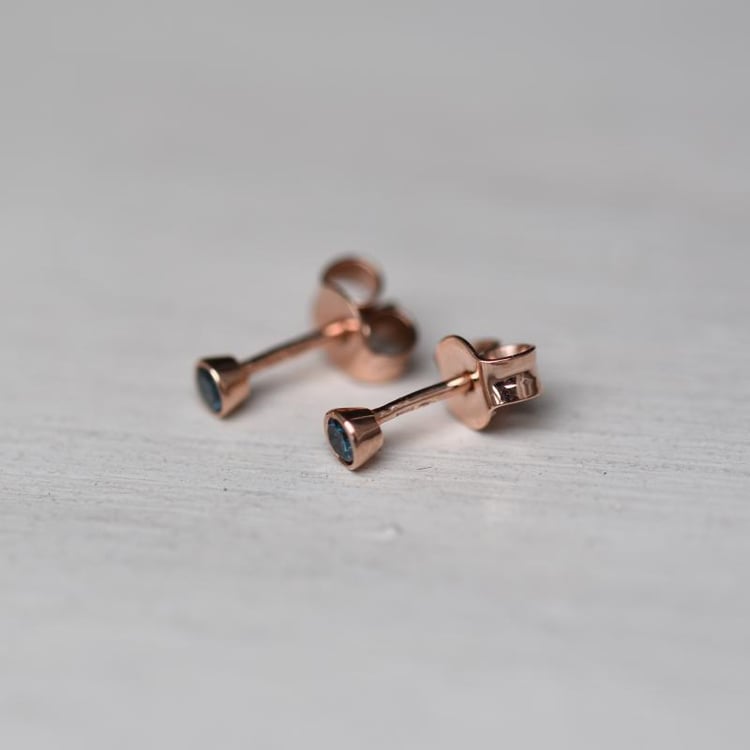 Ohrstecker mit blauen Diamanten Tofine 49144