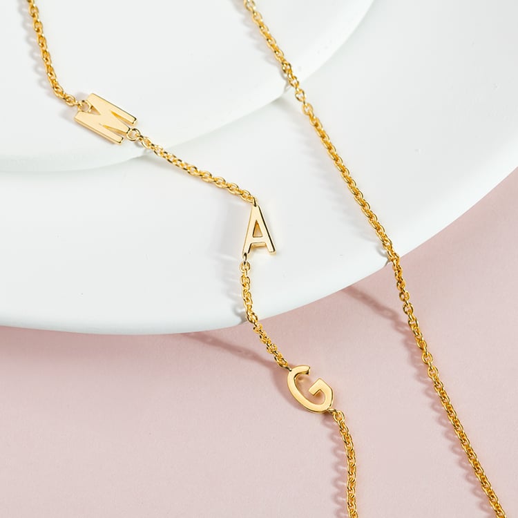 Halskette mit fünf Buchstaben Ihrer Wahl und Lab Grown Diamanten Lupe 150659