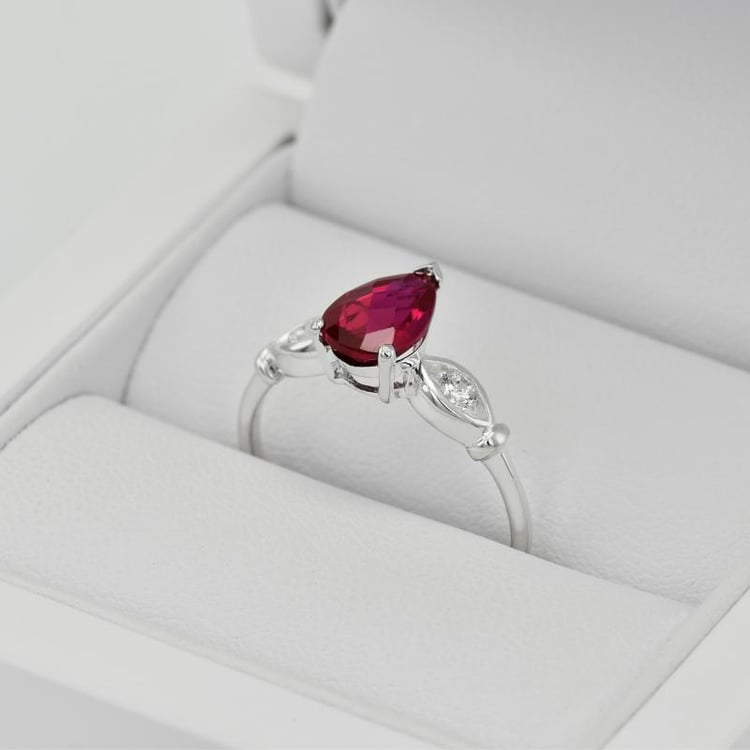 Ring aus Silber 14579