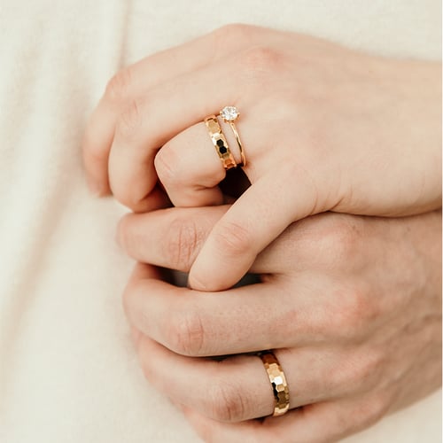 Verlobungsring aus Gold mit 1ct IGI-zertifiziertem Lab Grown Diamanten Birdie