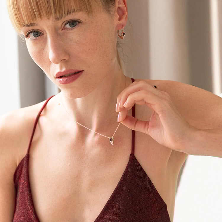 Cluster Halskette mit böhmischen Granaten, Morganiten und Moissaniten Barto 146885