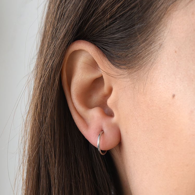 Silberne Hängeohrringe mit Perlen Coco 78050