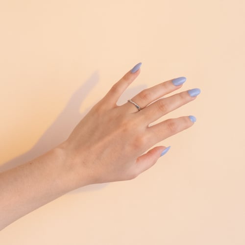 Verdrehte goldene Eheringe mit Diamanten Brielle