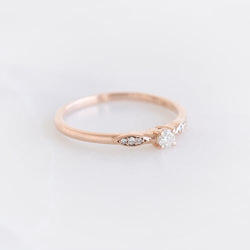 Ring mit seitlichen Lab Grown Diamanten Klemen