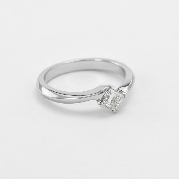 RIng mit Diamanten 48326