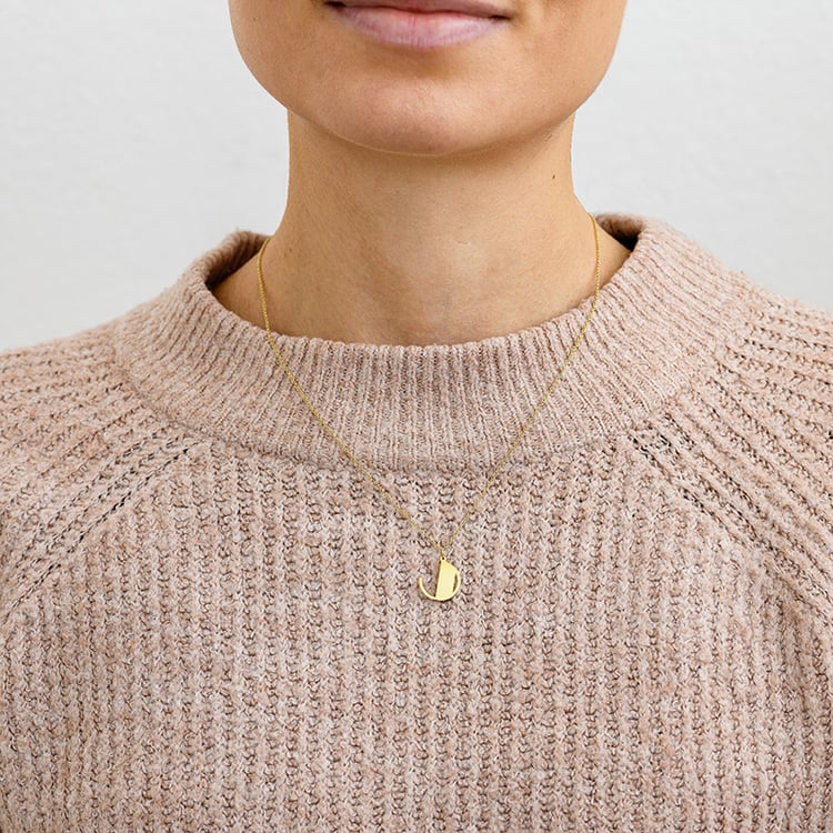 Silberner Anhänger mit ausgeschnittenem Buchstaben Alfabet 133256