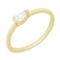Zarter Ring mit Pear-Diamanten Celyn
