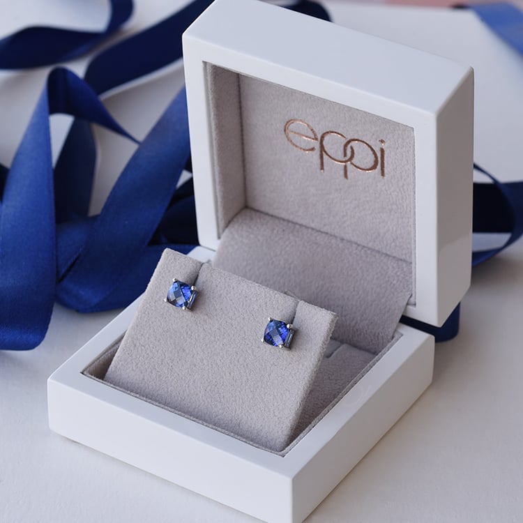 Goldene Ohrringe mit blauen Saphiren Chavonah 92307