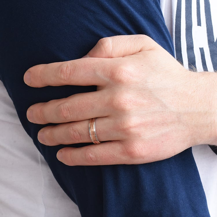 Dezente Eheringe aus Gold mit Diamanten Beth 77285