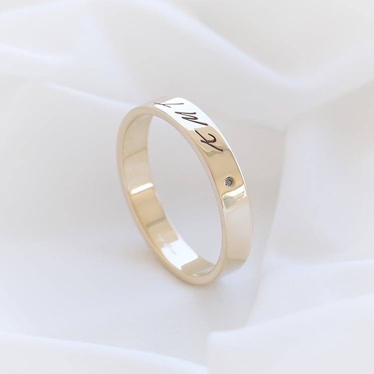 Goldring mit Diamant und Gravur Ihrer Wahl Lexis 93485