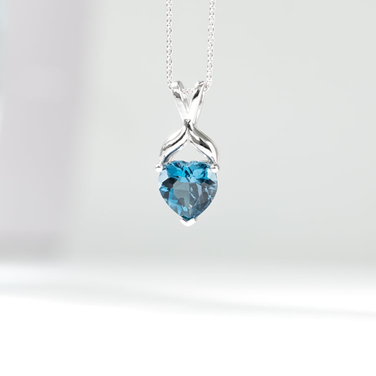 Silberanhänger mit Topas in Herzschliff Tasie 130656