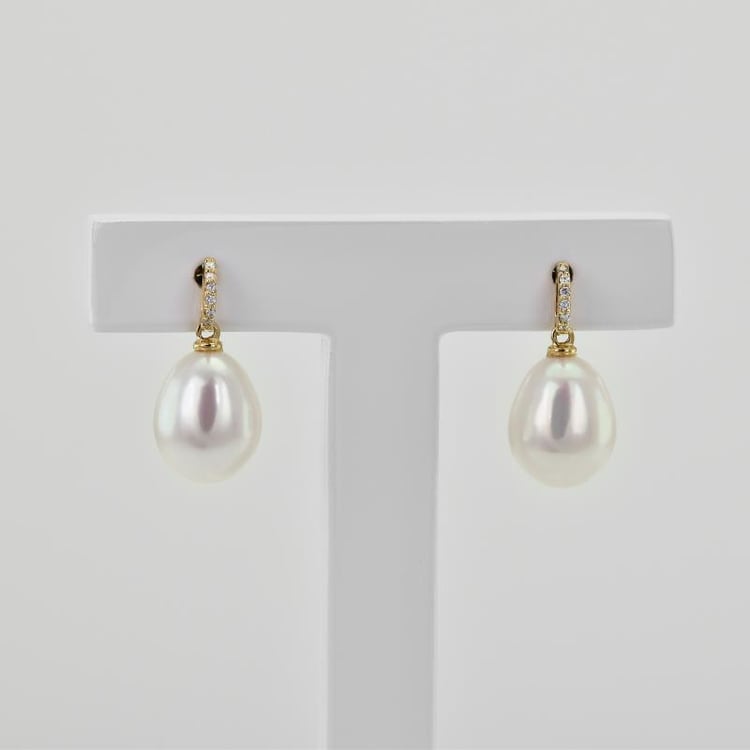 Perlenschmuck aus Gold 22634