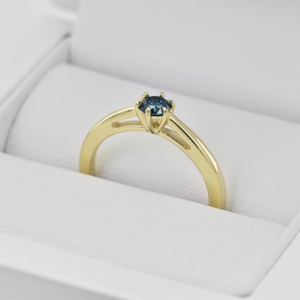 Verlobungsring mit blauem Diamant Rima
