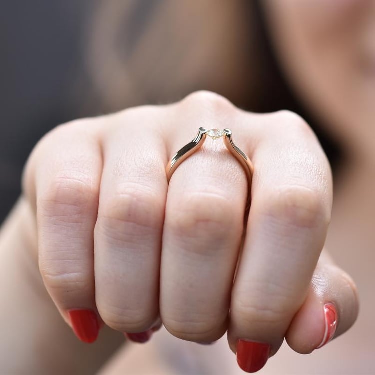 Goldener Verlobungsring 45066