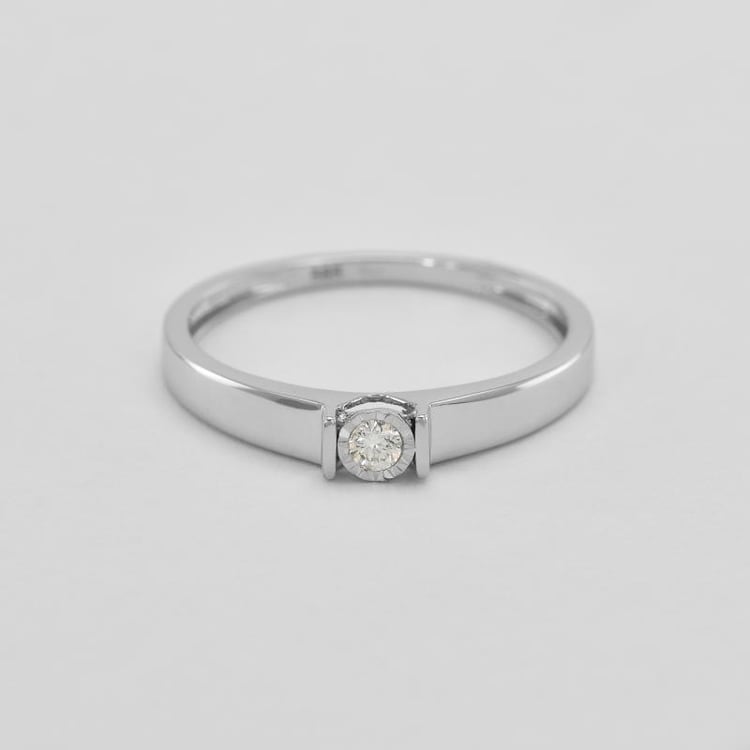 Eleganter Verlobungsring mit einem Moissaniten Segunda 105231