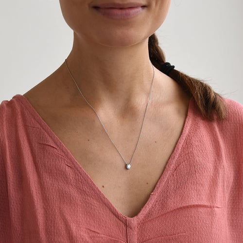 Goldkette mit 0.3 ct GIA zertifiziertem ovalem Diamanten Mack