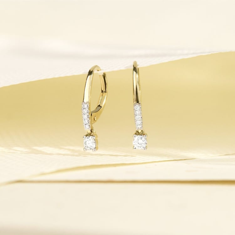 Silberne Hängeohrringe mit natürlichen Diamanten 158824