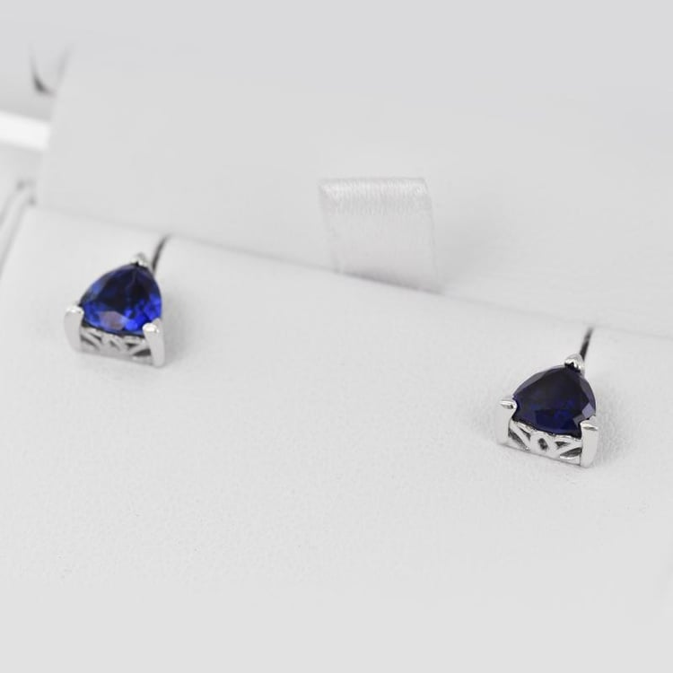 Ohrringe mit Saphiren aus Silber 6350