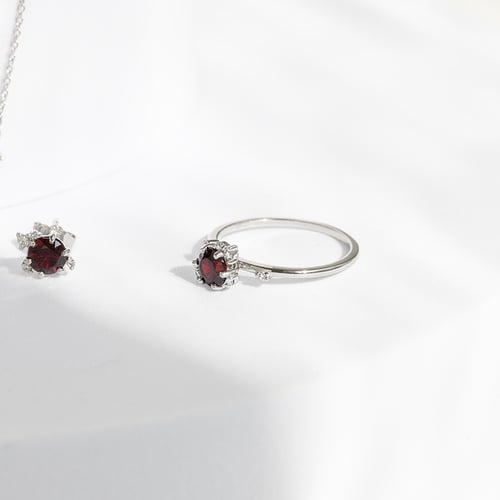 Cluster Schmuckset mit böhmischen Granaten und Diamanten Odette
