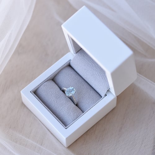 Goldener Aquamarinring mit Diamanten Dodey